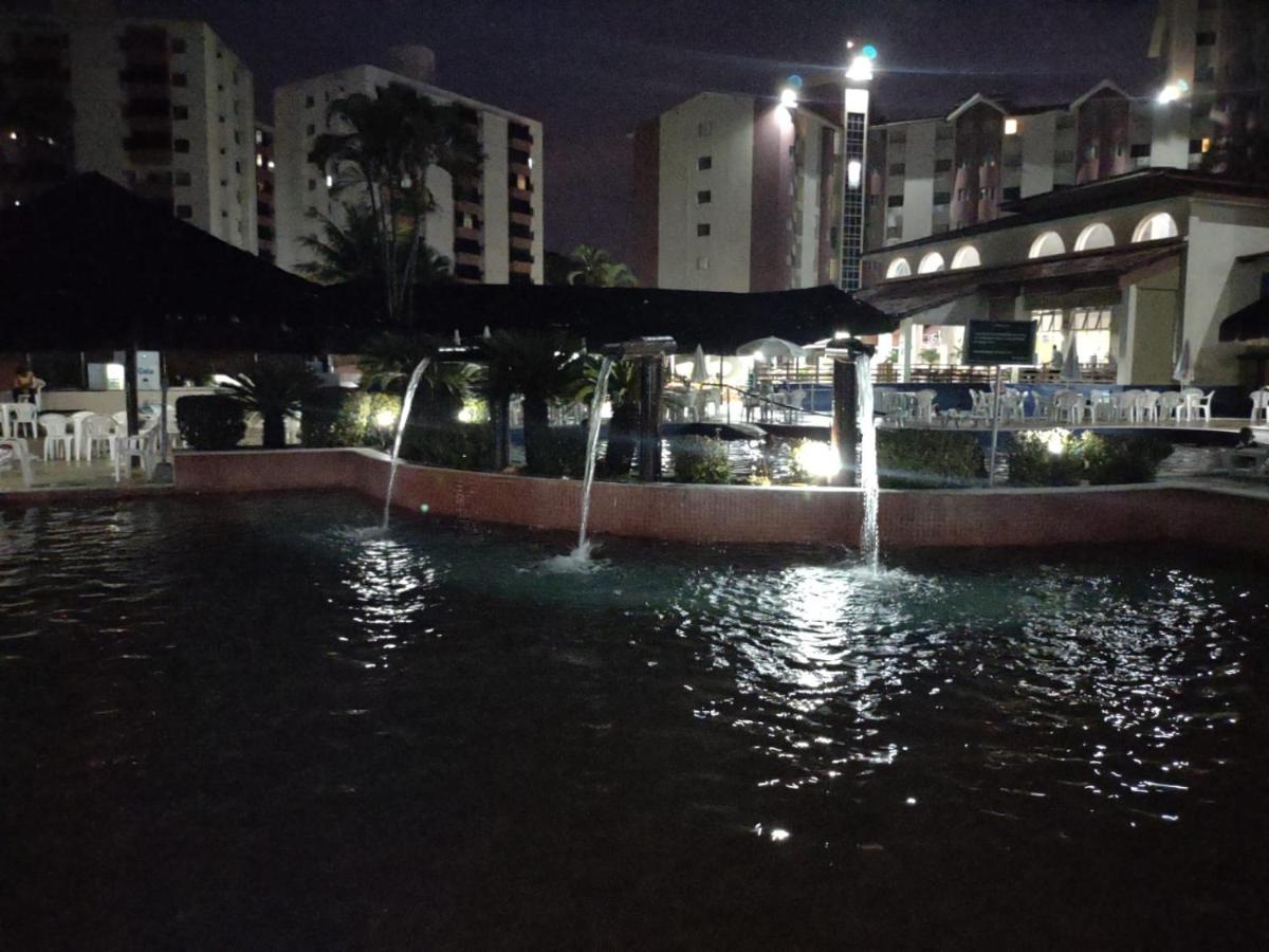 Hot Springs Flat Apart-Hotel Master Luxo Com Banheira Caldas Novas Exterior foto